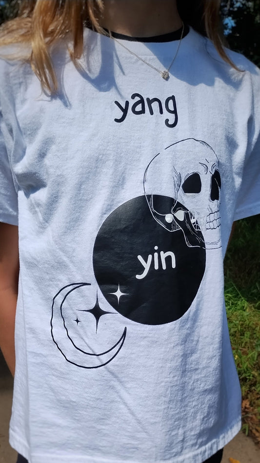 Paquete de camisetas gráficas a juego Yin y Yang